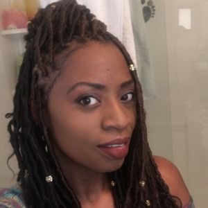 Meet your Posher, Benita